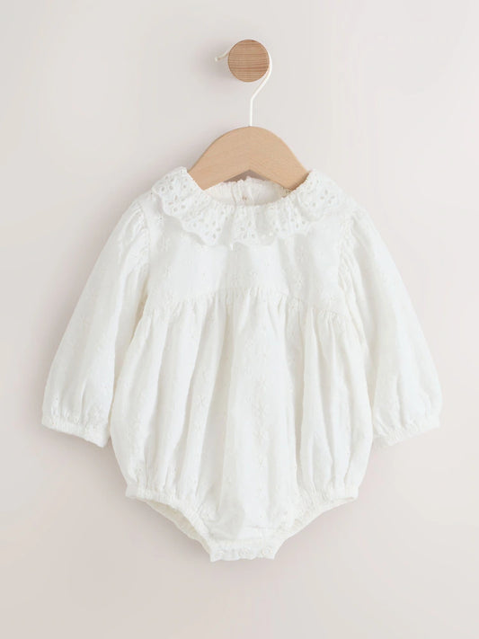 |BabyGirl| Macacão Branco Para Bebê (0 meses a 2 anos)