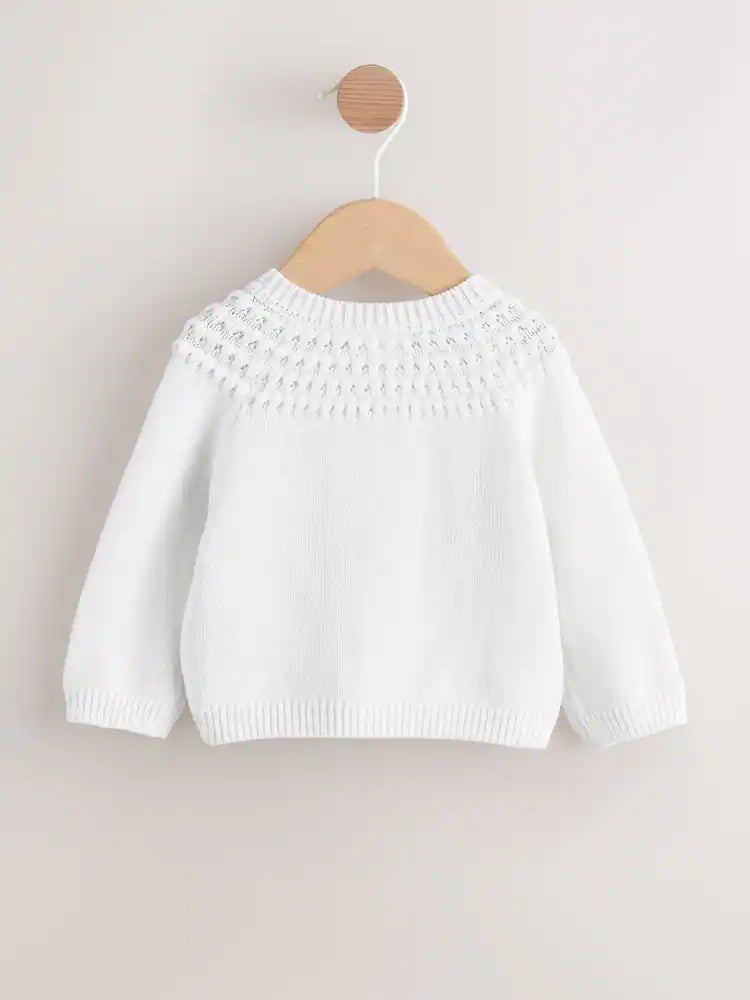 |BabyGirl| Casaquinho Infantil Branco Com Bolso Em Formato De Coração e Fechamento Frontal por botões (0 meses a 2 anos)