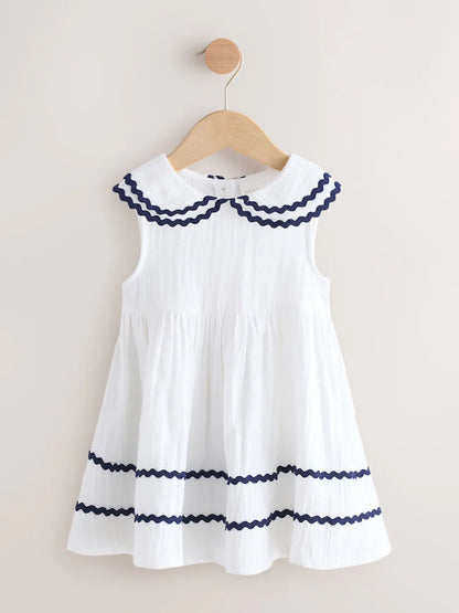|Girl| Vestido Branco Com Gola De Sianinha (3 meses a 8 anos)