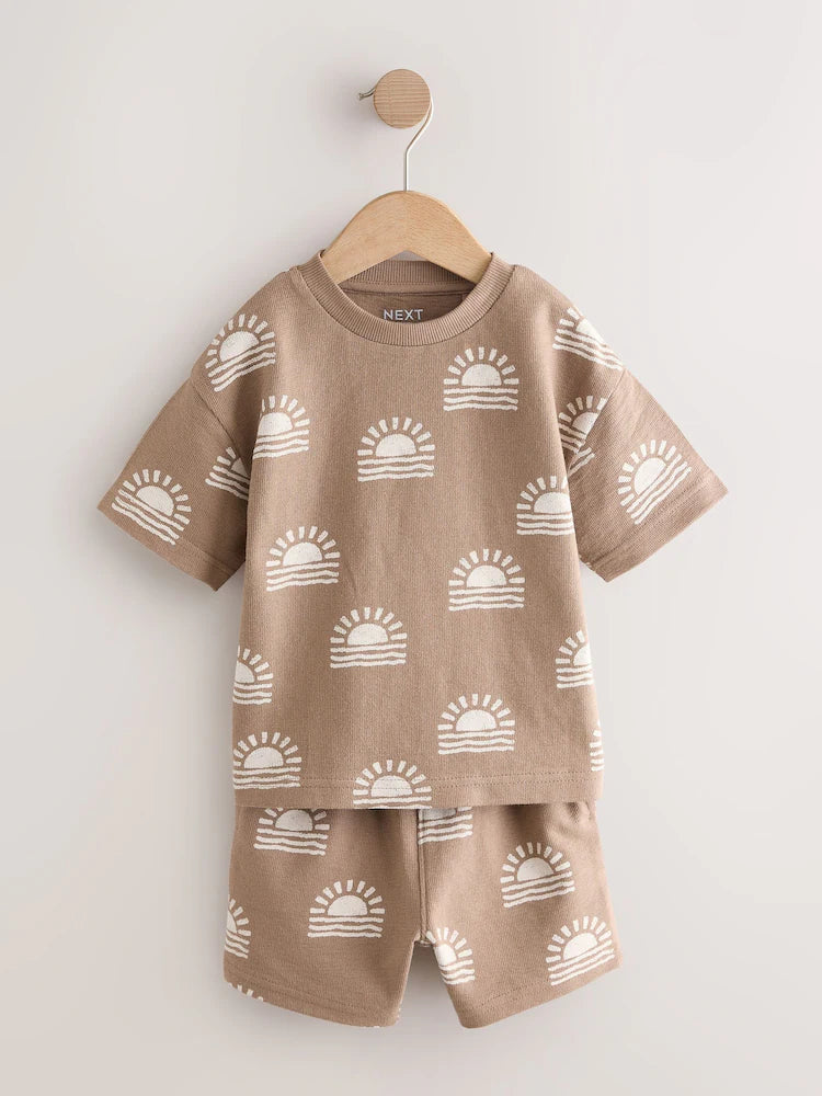 |Boy| Conjunto De Camiseta De Manga Curta e Shorts Com Estampa Total Brown Sun (3 meses a 7 anos)