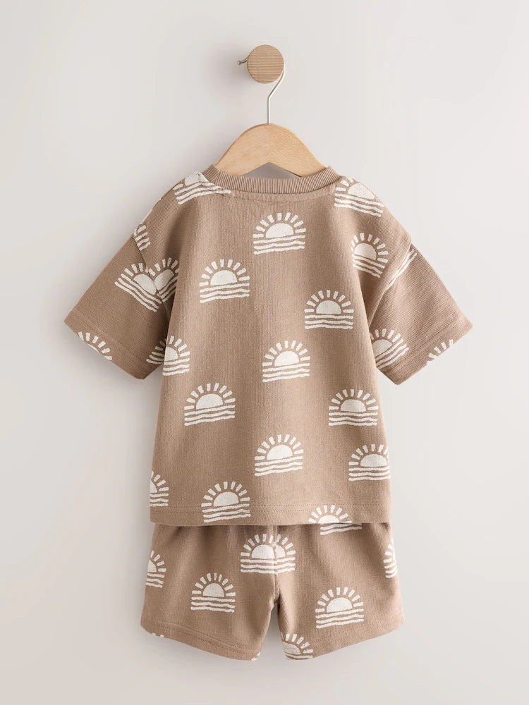 |Boy| Conjunto De Camiseta De Manga Curta e Shorts Com Estampa Total Brown Sun (3 meses a 7 anos)