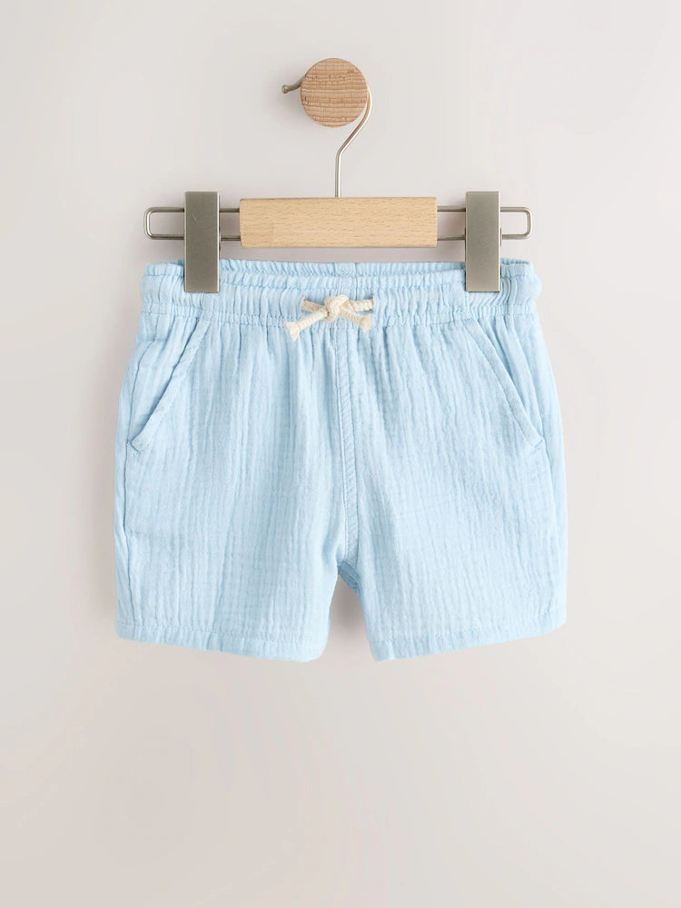 |Boy| Kit com 3 Shorts de Textura Macia (Cores Neutras, Verde-sálvia e Azul-claro) – Modelo de Vestir (3 meses a 7 anos)