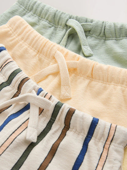 |Boy| Kit com 3 Shorts Texturizados com Listras em Verde-Sálvia, Amarelo-Suave e Tons Pastel (3 meses a 7 anos)