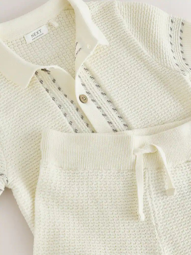 |Boy| Conjunto De Camisa Polo e Shorts Em Tricô Texturizado Cor Cru Com Botões Frontais (3 meses a 10 anos)