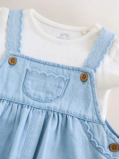 |BabyGirl| Conjunto De Jardineira e Body Bordados Em Azul Jeans Para Bebês (0 meses a 3 anos).