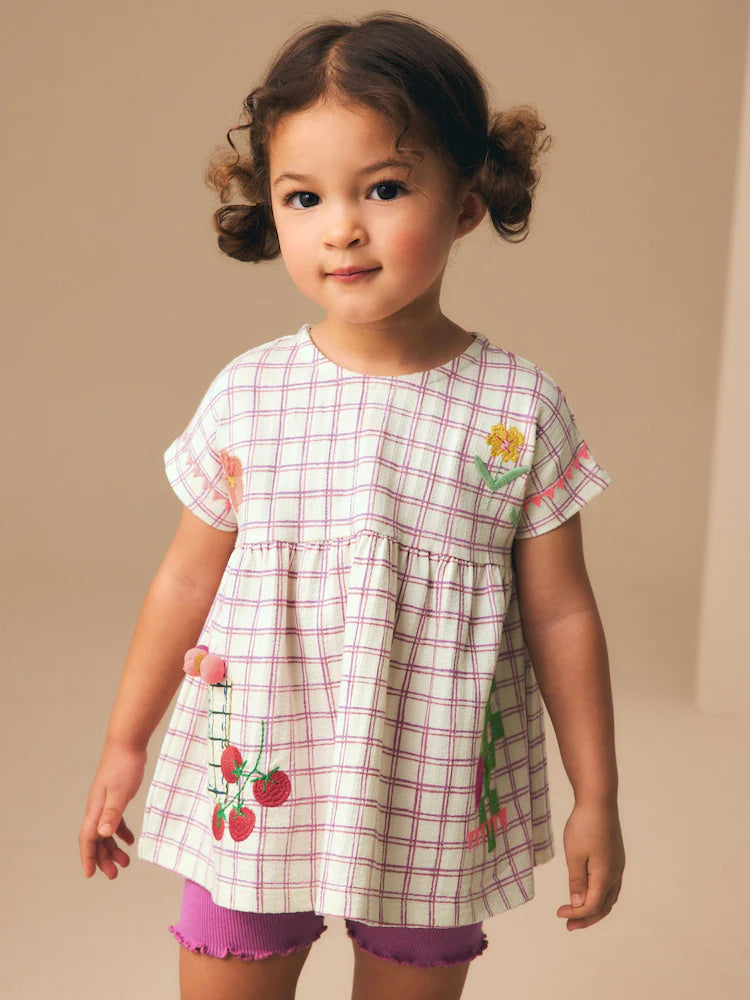 |Girl| Conjunto de Blusa Peplum com Bordado de Frutas Roxas e Shorts Ciclista (3 meses a 7 anos)