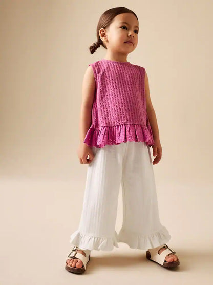 |Girl| Calças Largas Com Babados Em Tom Cru e Branco (3 meses a 7 anos)