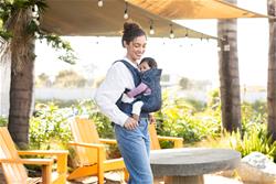 Canguru para bebê conversível Infantino Flip 4 em 1 azul marinho floral