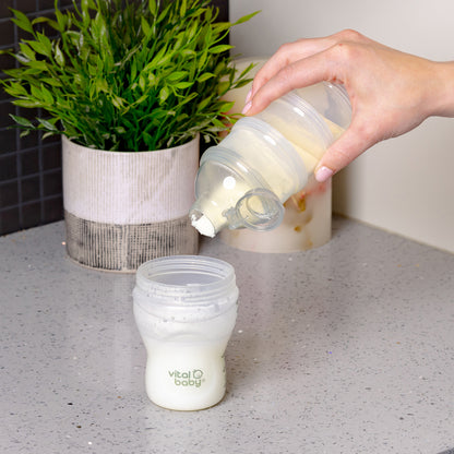 Vital Baby Mamadeira Nurture com design semelhante ao seio materno, 240ml, pacote com 2 unidades.