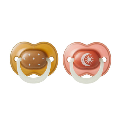 Tommee Tippee Calmante Night Glow para bebês de 18 a 36 meses, pacote com 2 unidades, cores vibrantes que remetem ao céu noturno.