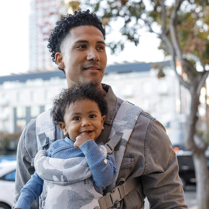 Infantino Porta-bebês conversível Flip Advanced 4 em 1 azul camuflado