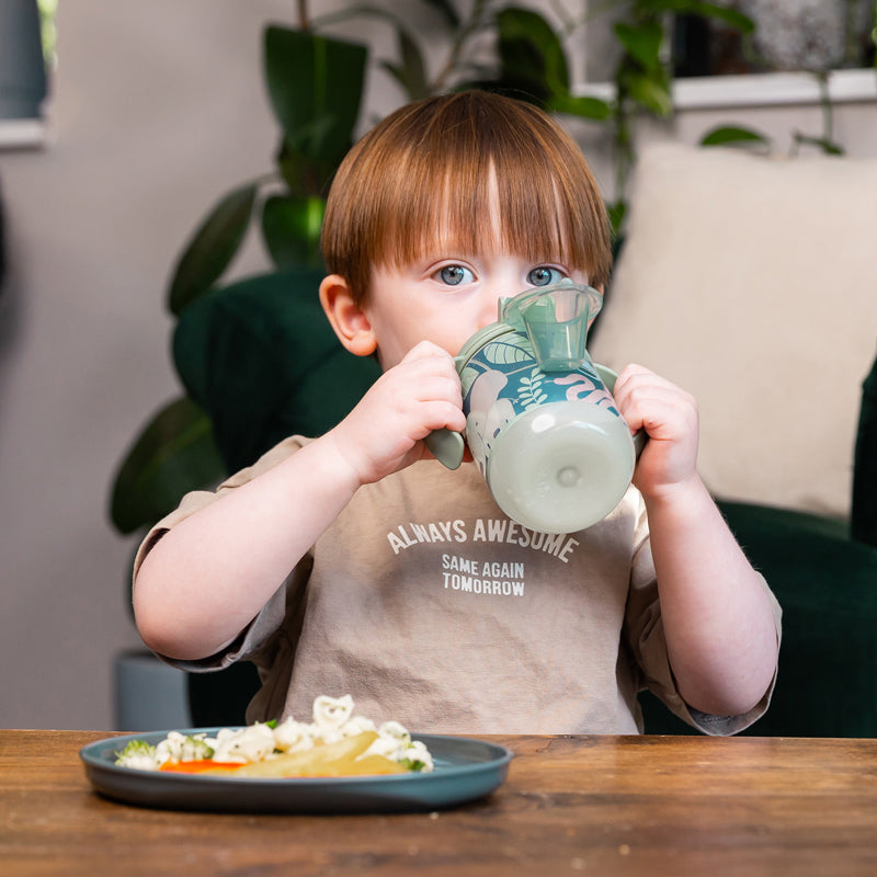 Vital Baby Copo térmico Hydrate Easy Sipper com estampa de selva que brilha no escuro, 350ml