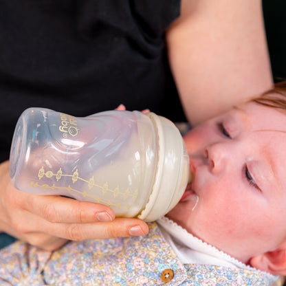 Vital Baby Mamadeira Nurture com design semelhante ao seio materno, 240ml, pacote com 2 unidades.