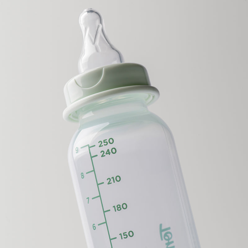 Tommee Tippee Conjunto de 2 mamadeiras estreitas Classic Start de 250ml