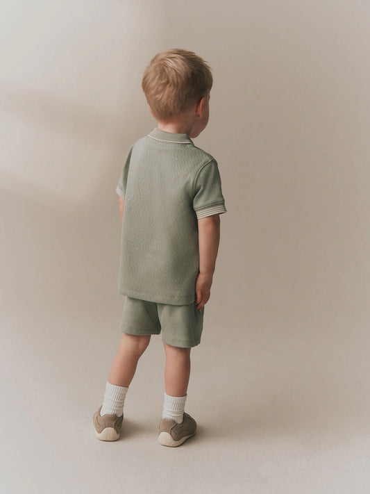 |Boy| Conjunto De Camisa Polo De Manga Curta Com Zíper Do Pescoço e Shorts Na Cor Verde Sálvia (3 meses a 7 anos)