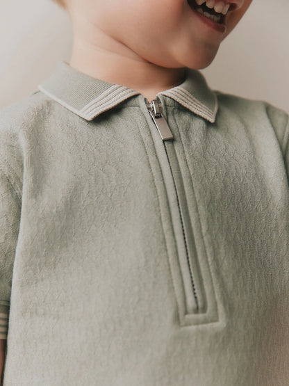 |Boy| Conjunto De Camisa Polo De Manga Curta Com Zíper Do Pescoço e Shorts Na Cor Verde Sálvia (3 meses a 7 anos)