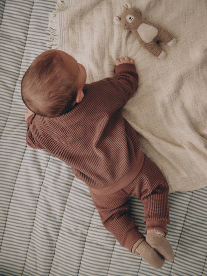 |BabyBoy| Conjunto De Bebê Com Blusa Texturizada e Legging Marrom (0 meses a 2 anos)