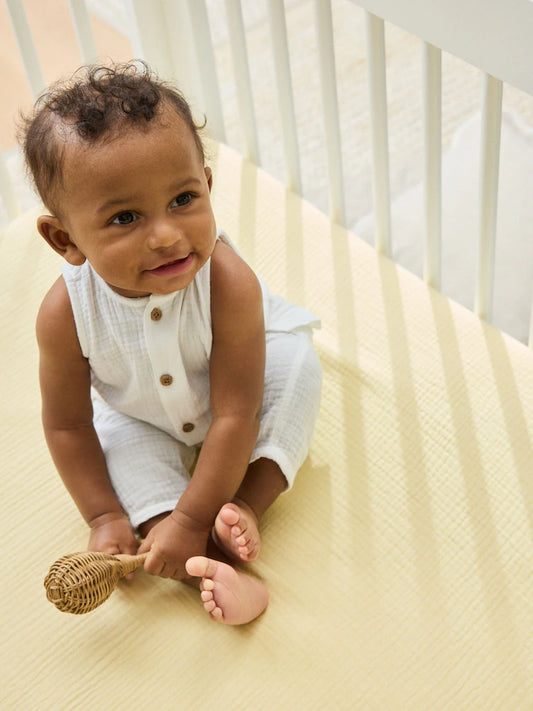 |BabyGirl| Macacão branco de tecido para bebê (0 meses a 2 anos)