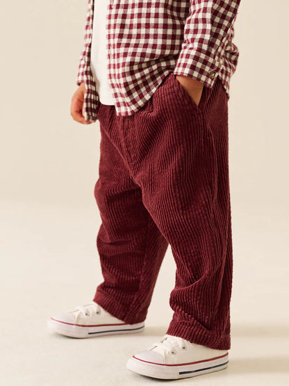 |Boy| Calça de Veludo Cotelê Texturizado Vermelho-Bordô, Modelagem Barrel Leg e Cós Elástico (3 meses a 7 anos)