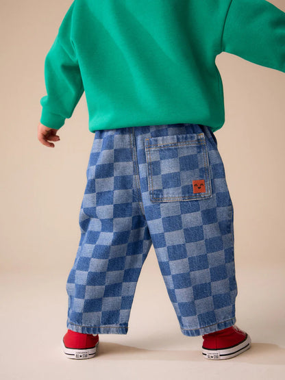 |Boy| Calça Jeans de Modelagem Larga com Estampa de Xadrez e Bordado por Toda a Peça – Azul-Médio (3 meses a 7 anos)