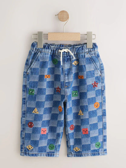|Boy| Calça Jeans de Modelagem Larga com Estampa de Xadrez e Bordado por Toda a Peça – Azul-Médio (3 meses a 7 anos)