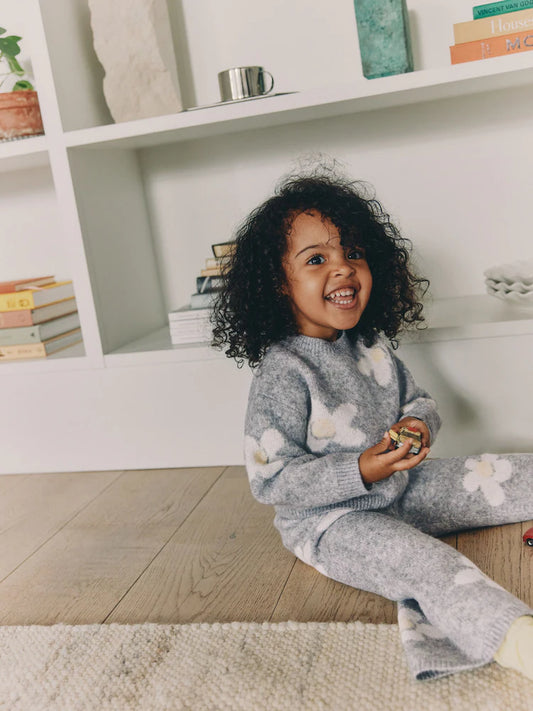 |Girl| Conjunto De Blusa e Calça Cinza Com Estampa De Margaridas (3 meses a 7 anos)