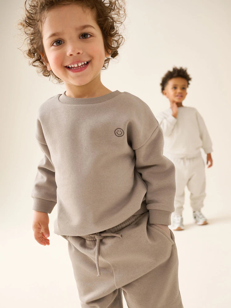 |Boy| Conjunto De 6 Peças De Moletom Em Tons Neutros (blusa e calça jogger) – tamanhos de 3 meses a 7 anos