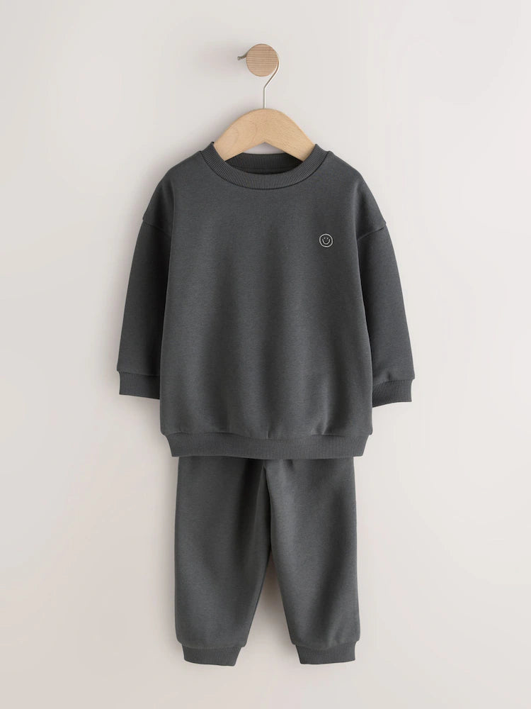 |Boy| Conjunto De 6 Peças De Moletom Em Tons Neutros (blusa e calça jogger) – tamanhos de 3 meses a 7 anos