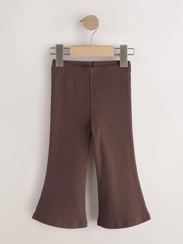 |Girl| Kit com 5 Leggings Caneladas Flare em Tons Neutros (3 meses a 7 anos)