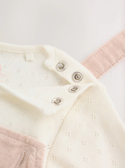 |BabyGirl| Conjunto De 2 Peças: Jardineira De Veludo Cotelê Fino (cor crua) Com Estampa De Coelhinho e Bodies De Manga Longa (0 meses a 2 anos)