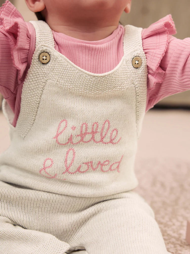 |BabyGirl| Conjunto De 2 Peças: Body e Jardineira De Tricô Na Cor Cru (0 meses a 2 anos)