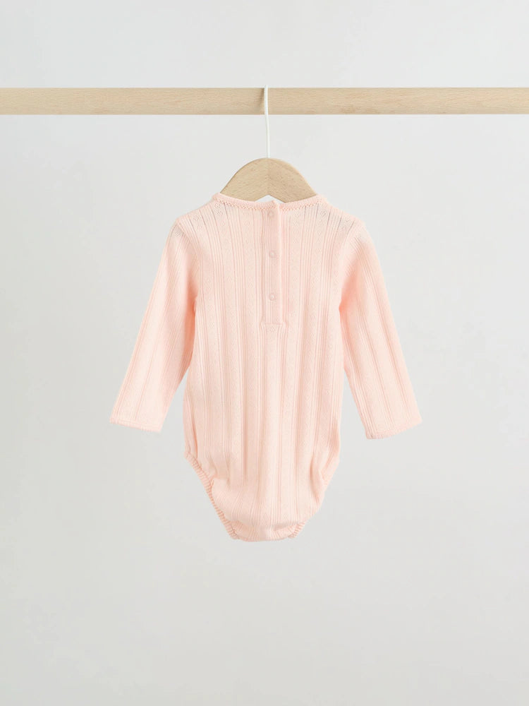 |BabyGirl| Conjunto De Bebê De 3 Peças (0-9 meses) Composto Por Body Rosa Com Detalhes em ponto ajour, leggings e casaquinho