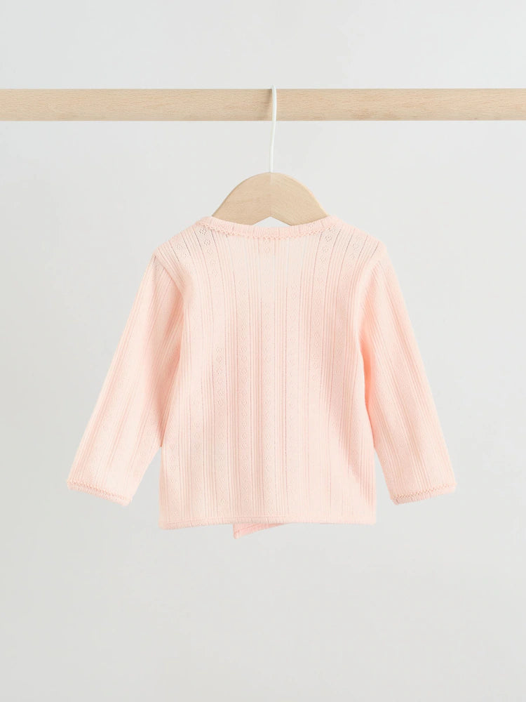 |BabyGirl| Conjunto De Bebê De 3 Peças (0-9 meses) Composto Por Body Rosa Com Detalhes em ponto ajour, leggings e casaquinho