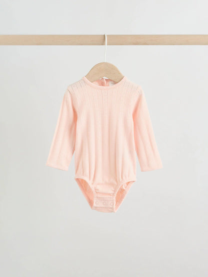 |BabyGirl| Conjunto De Bebê De 3 Peças (0-9 meses) Composto Por Body Rosa Com Detalhes em ponto ajour, leggings e casaquinho