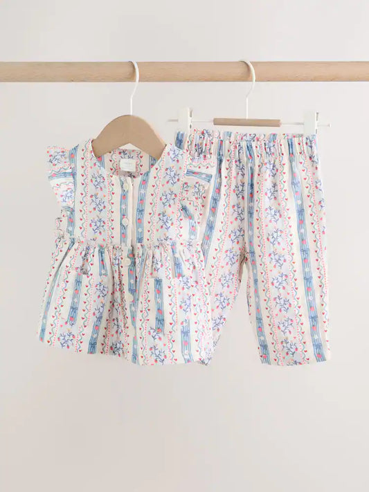 |BabyGirl| Conjunto De Blusa e Calça De Tecido Branco Com Estampa De Morango Para Bebês (2 peças, de 0 meses a 2 anos)