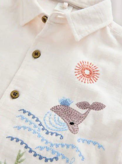 |Boy| Camisa De Manga Curta Bordada Com Tema De Vida Marinha Na Cor Cru (3 meses a 7 anos)