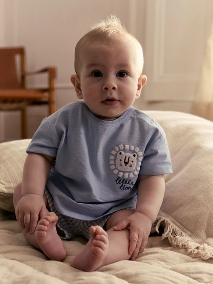 |BabyBoy| Conjunto Infantil Blue Lion Com Blusa e Shorts (0 meses a 2 anos)