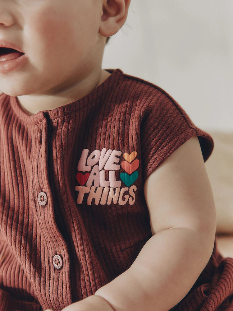 |BabyGirl| Macacão Infantil Marrom Com Estampa De Botões