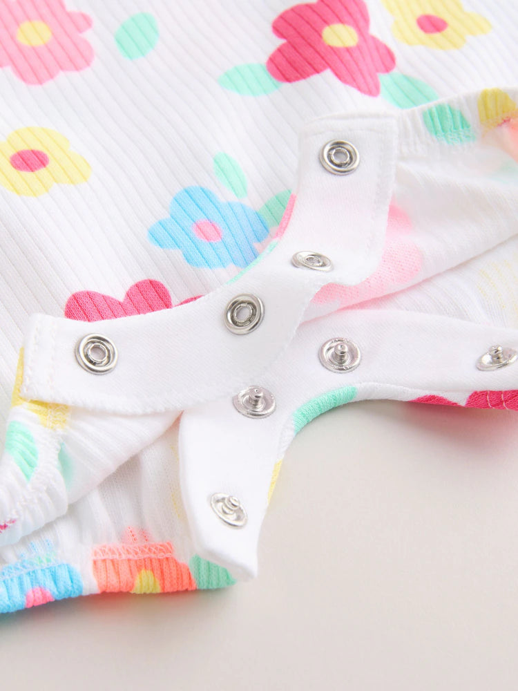 |BabyGirl| Conjunto Com 3 Macacões De Bebê Em Malha Jersey Com Estampa Colorida Por Toda a peça.