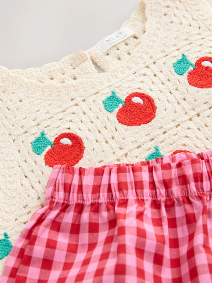 |Girl| Top Vermelho De Crochê Com Estampa De Cereja e Shorts Xadrez Vichy (12 meses a 7 anos)