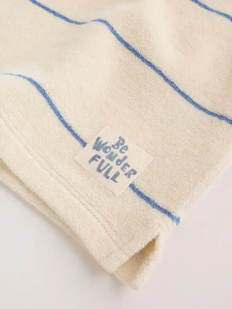 |BabyBoy| Conjunto Para Bebê Em Tecido Atoalhado, Composto Por Blusa Listrada Em Tons Neutros/Azuis e Shorts (0 meses a 2 anos)