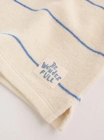 |BabyBoy| Conjunto Para Bebê Em Tecido Atoalhado, Composto Por Blusa Listrada Em Tons Neutros/Azuis e Shorts (0 meses a 2 anos)