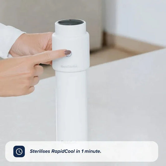 Nuby Esterilizador rápido com desligamento automático para maior segurança.