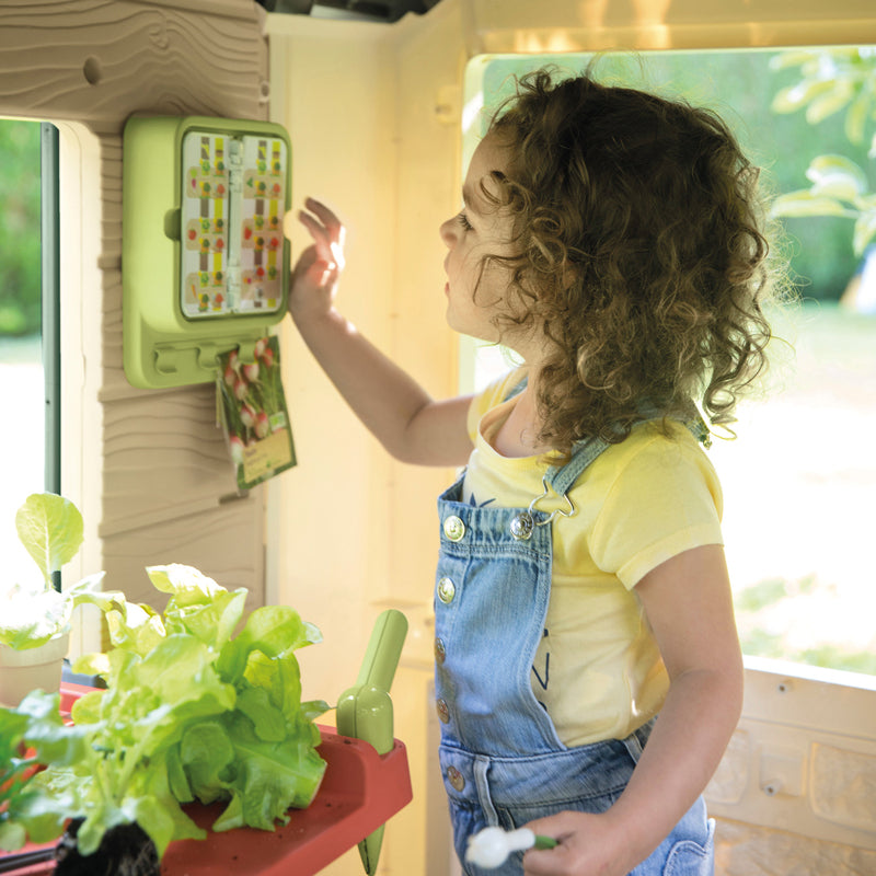 Smoby Life Casinha de Jardim  – Casa de Brinquedo Infantil para Áreas Externas com Floreira, Treliça, Reservatório de Água, Ferramentas e Acessórios de Jardinagem