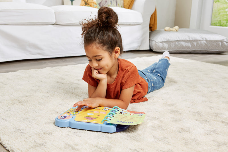 Vtech Livro de Jogos Bluey's Bingo, botões para Papai e Mamãe