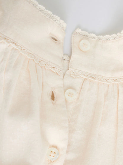 |BabyGirl| Conjunto De 2 Peças Para Bebê, Composto Por Blusa e Shorts Em Tecido Branco (0 meses a 2 anos)