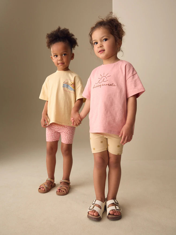 |Girl| Conjunto De Blusa Rosa/Amarela e Shorts e Ciclismo (2 peças, tamanhos de 3 meses a 7 anos)