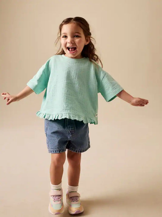 |Girl| Blusa Azul Turquesa De Manga Curta Com Babados Na Barra (3 meses a 7 anos)