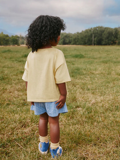 |Girl| Conjunto De Camiseta e Shorts De Ciclismo Com Estampa De Morango Amarelo (3 meses a 7 anos)