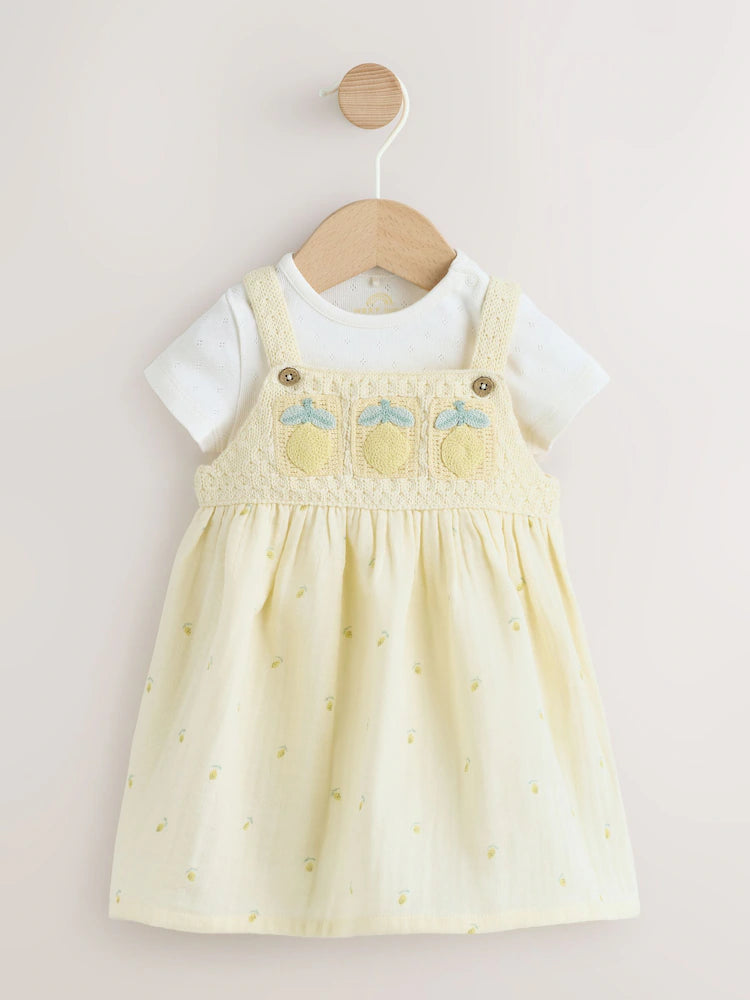 |BabyGirl| Conjunto De 2 Peças Com Jardineira De Crochê e Body (Limão Amarelo) – 0 meses a 2 anos